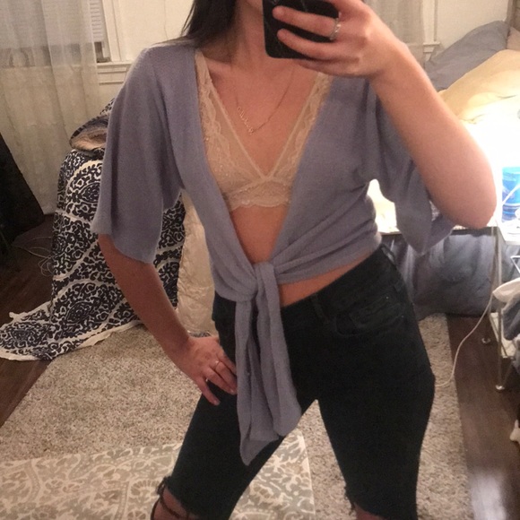 Urban Outfitters low cut cross tie shirt - Picture 7 of 7